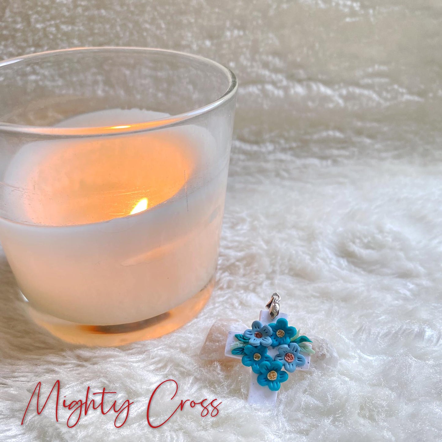 Mighty Cross Pendant by Allesliebelola
