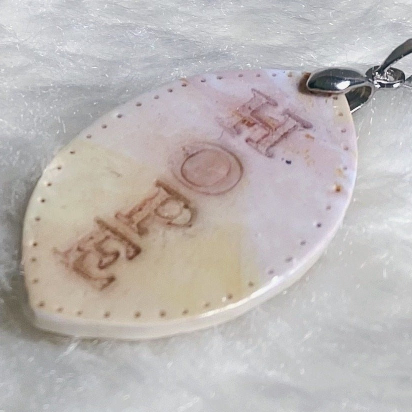 Hope Pendant by Allesliebelola